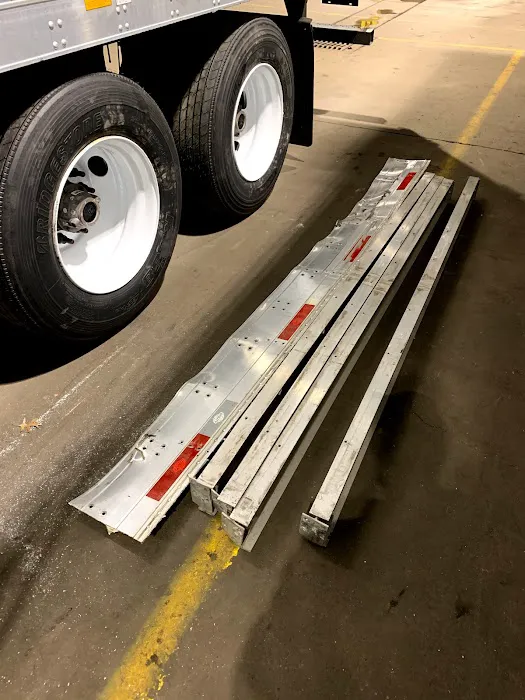 Brookfield Truck &Trailer Repair 2