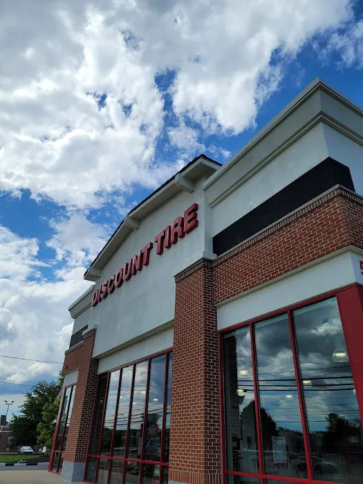 Discount Tire 0
