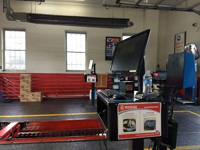 Valvoline Instant Oil Change 2
