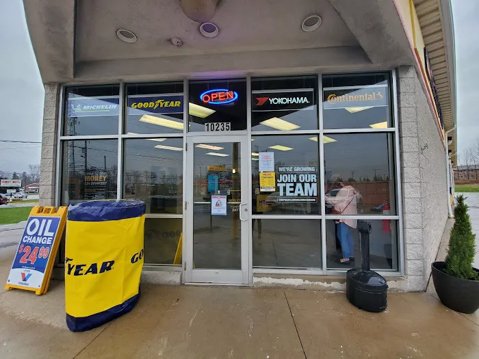 Mr. Tire Auto Service Centers 4