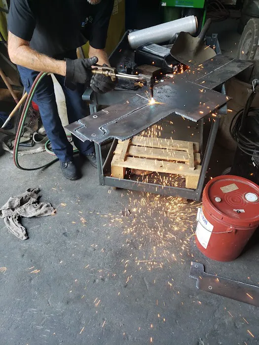 Don's Repair Shop 8