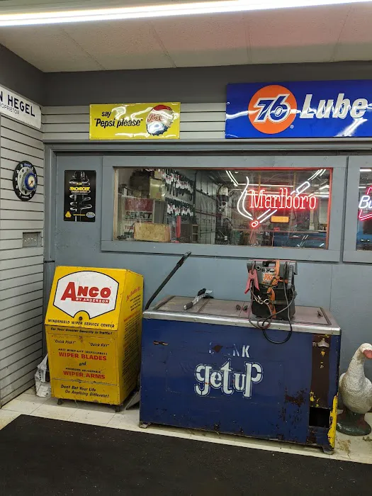 C & R Auto Services 4