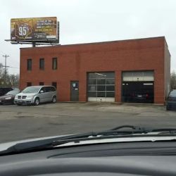 Carmens Auto Services Center & Sales ico