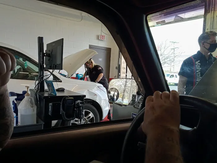 Valvoline Instant Oil Change 6