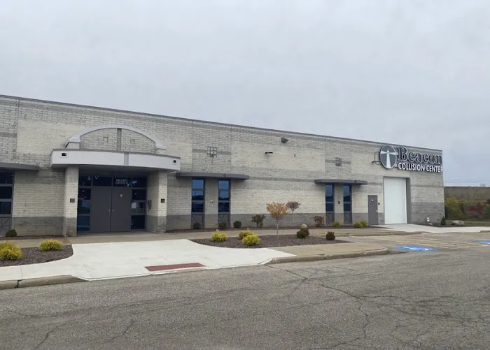 Beacon Collision Center Youngstown 6