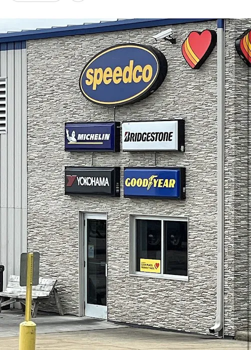 Speedco Truck Lube and Tires 3