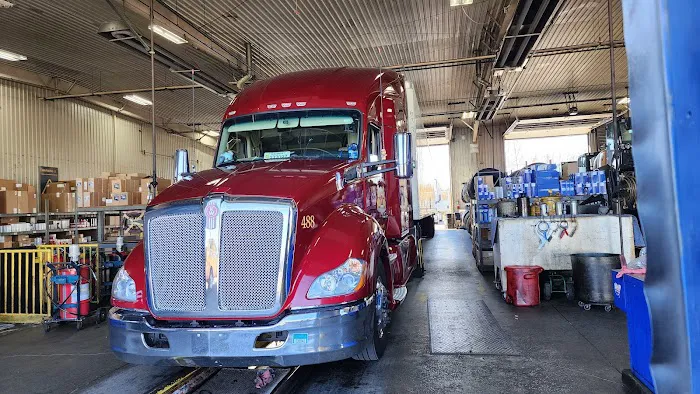 Speedco Truck Lube and Tires 9