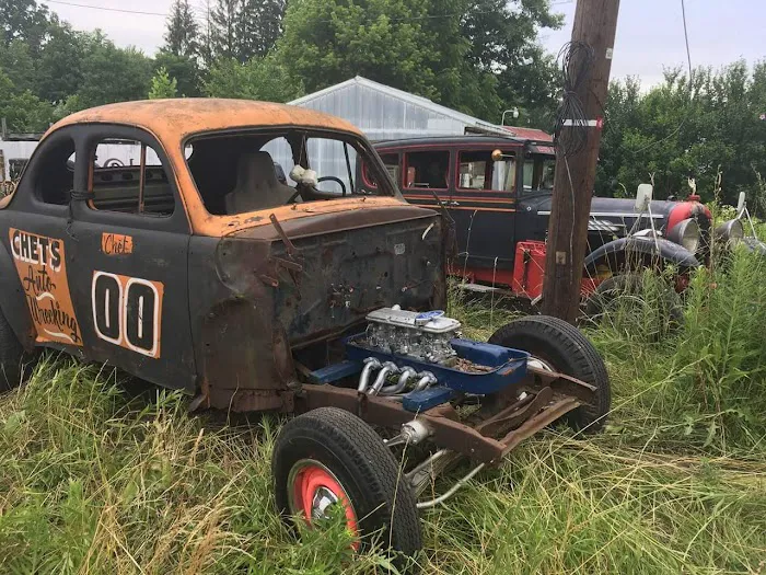 Chet's Auto Wrecking 6