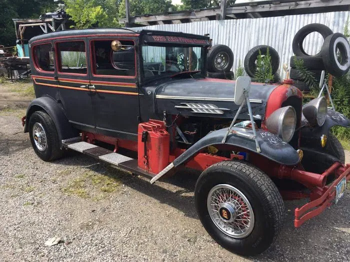 Chet's Auto Wrecking 1