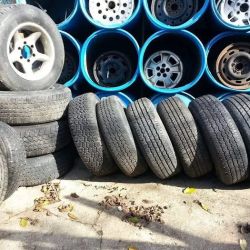 Chet's Auto Wrecking ico
