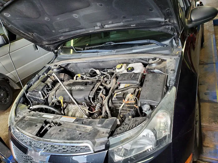 Al's Tire & Auto Body 3