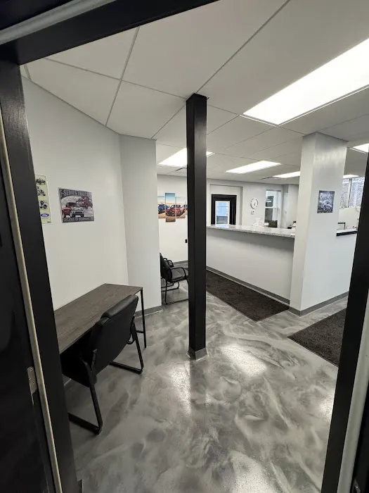 Klaben Body Shop & Collision Center Warren 4
