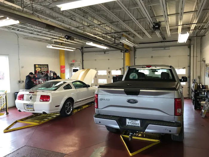 Costa Oil - 10 Minute Oil Change - Boardman 8