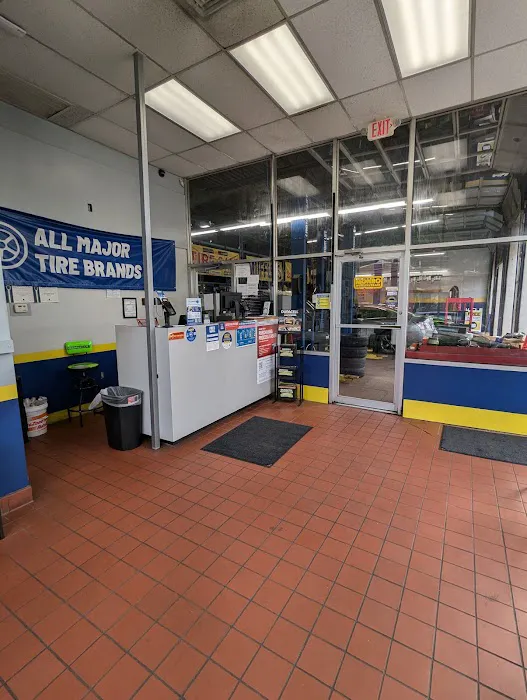 Monro Auto Service and Tire Centers 6