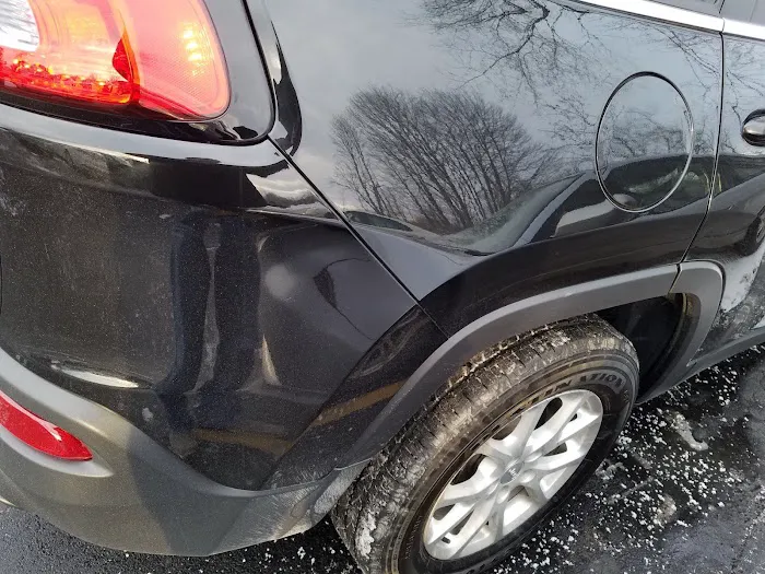 Sandy's Auto Body 4