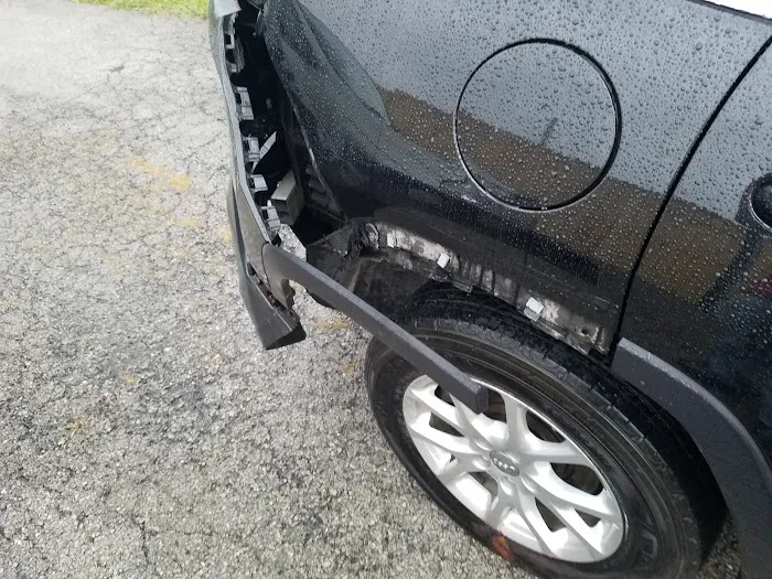 Sandy's Auto Body 2