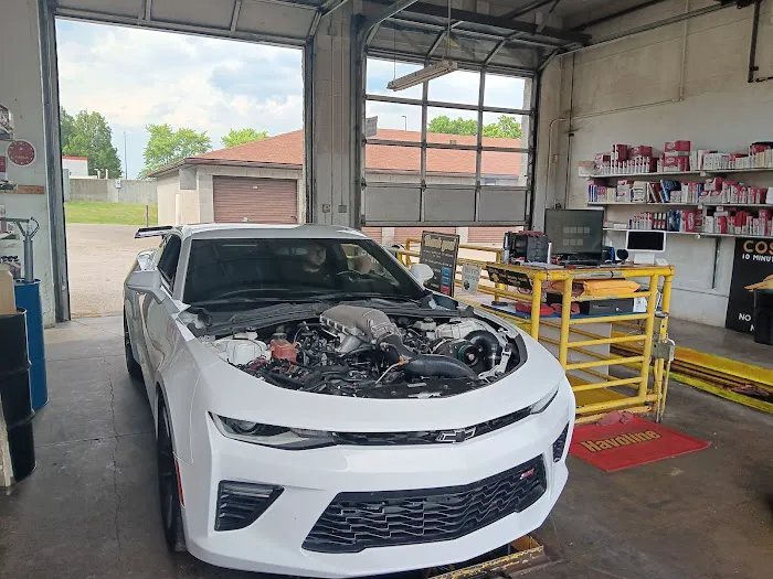 Costa Oil - 10 Minute Oil Change - Poland 2