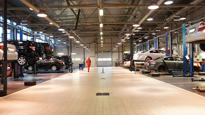 4 Wheels Car Care Center 9