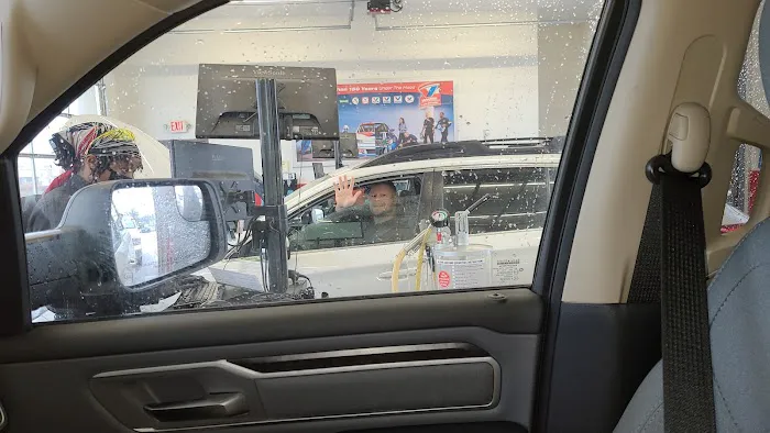 Valvoline Instant Oil Change 3