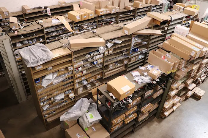 Columbiana Ford Parts 4