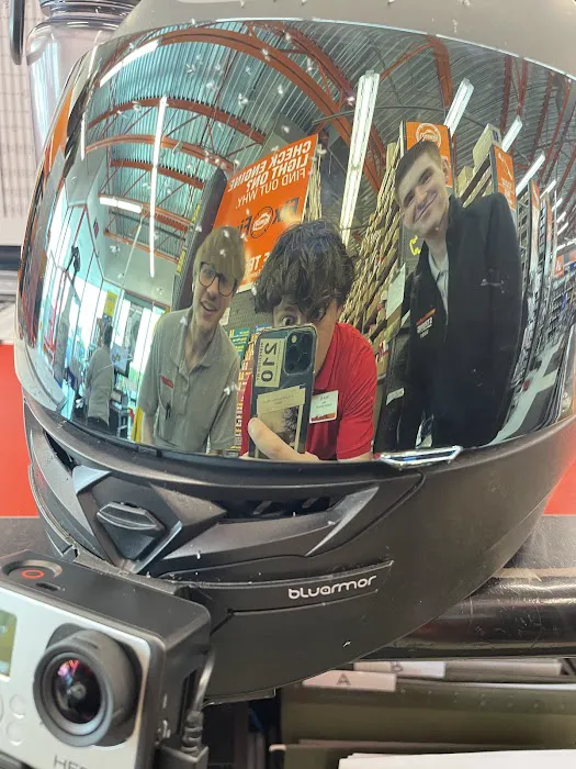AutoZone Auto Parts 2