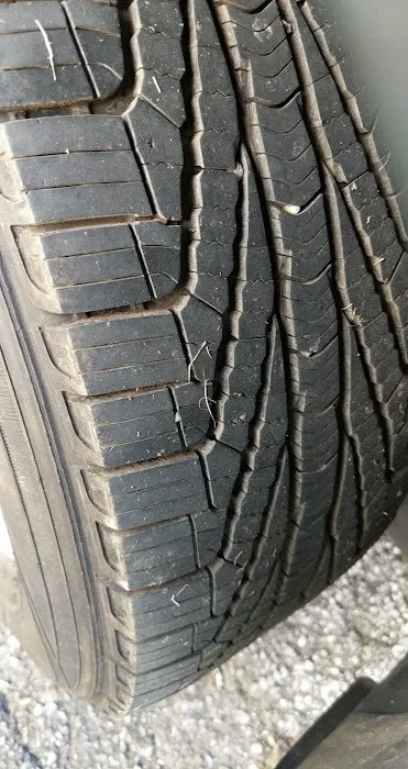 Uneeda Tire Co. 9