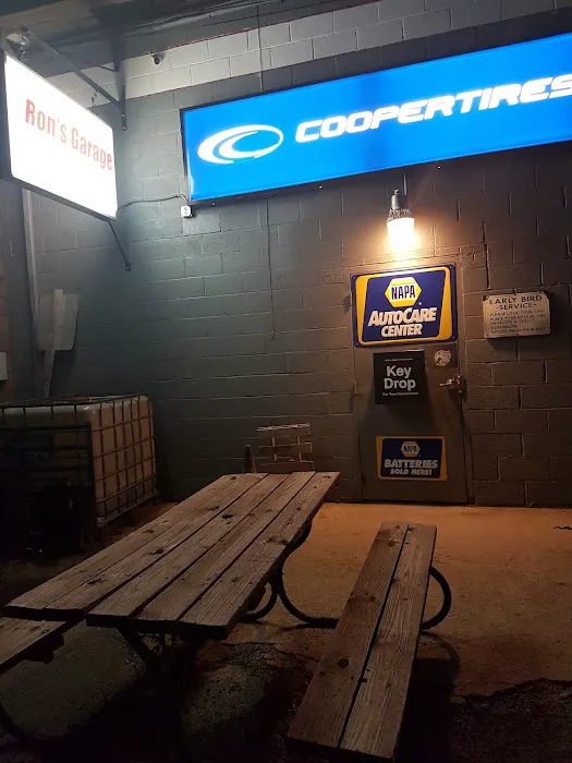 Ron's Garage 9
