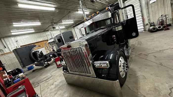 MCM Truck Repair LLC 0