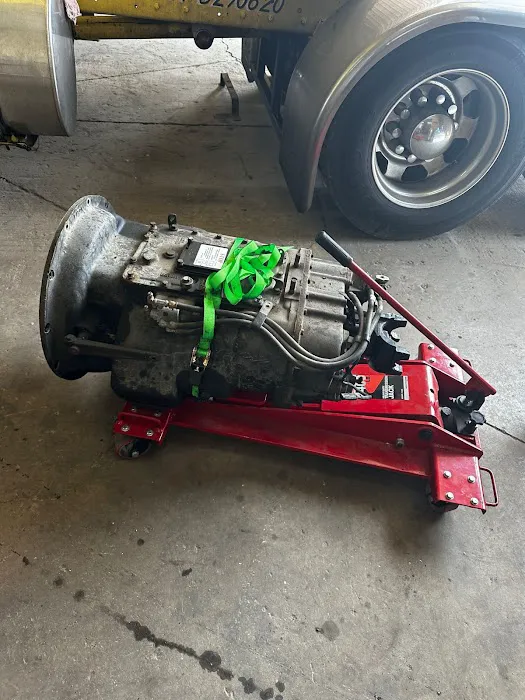 MCM Truck Repair LLC 5