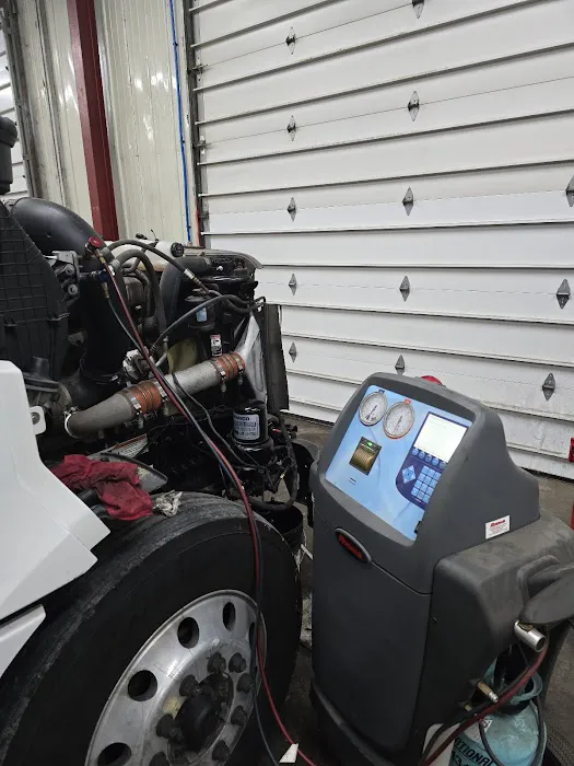 QTS TRUCK REPAIR AND ROAD SERVICE 24/7 5