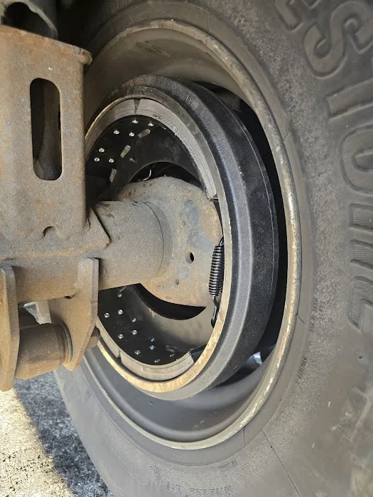 QTS TRUCK REPAIR AND ROAD SERVICE 24/7 4