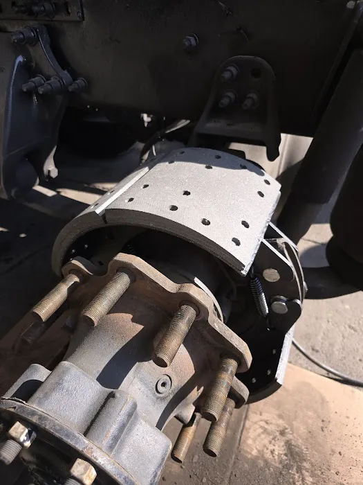 QTS TRUCK REPAIR AND ROAD SERVICE 24/7 8