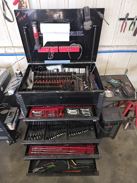 QTS TRUCK REPAIR AND ROAD SERVICE 24/7 2