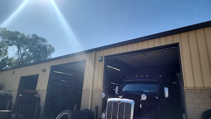 Smetzer's Truck Tire & Retread 0