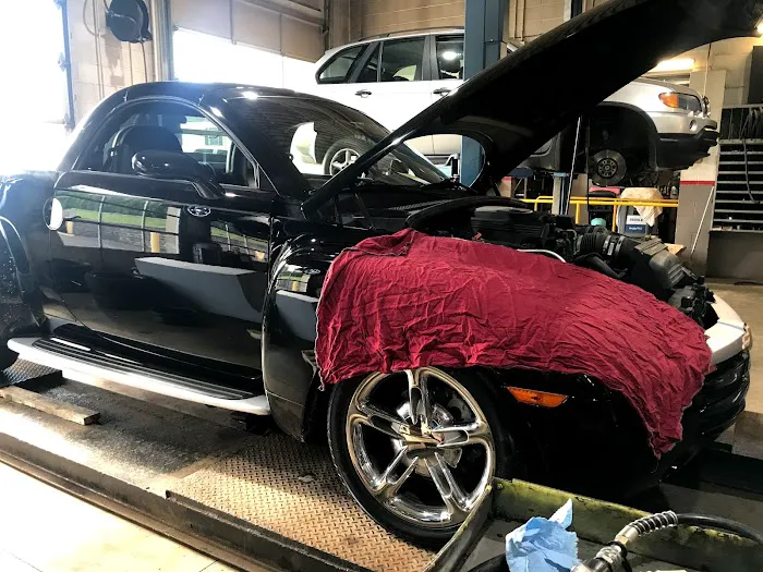 Rad Air Complete Car Care and Tire Center - Medina 3
