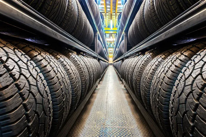 Sims Nissan Tire Store 0