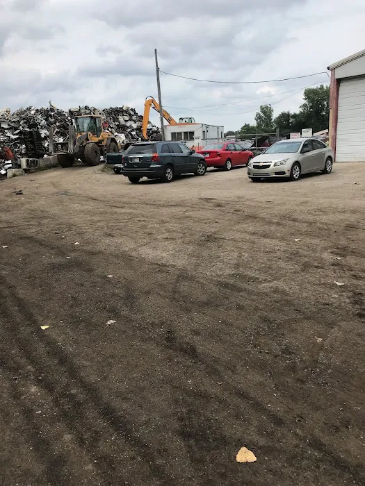 Paul's Auto Yard 3