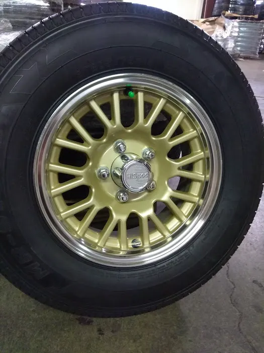 Hispec Wheel and Tire 0