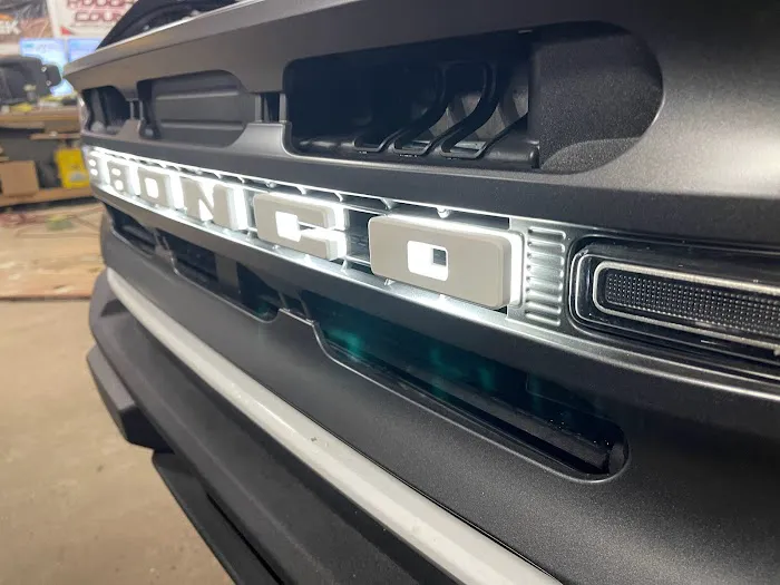 Auto Image 6