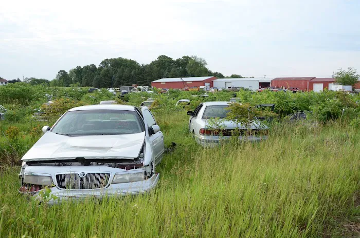 Hundt's Auto Salvage 2