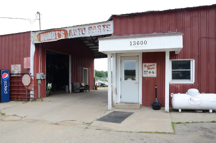 Hundt's Auto Salvage 4
