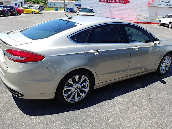 1 Stop Vehicle Reconditioning and Restyling 5