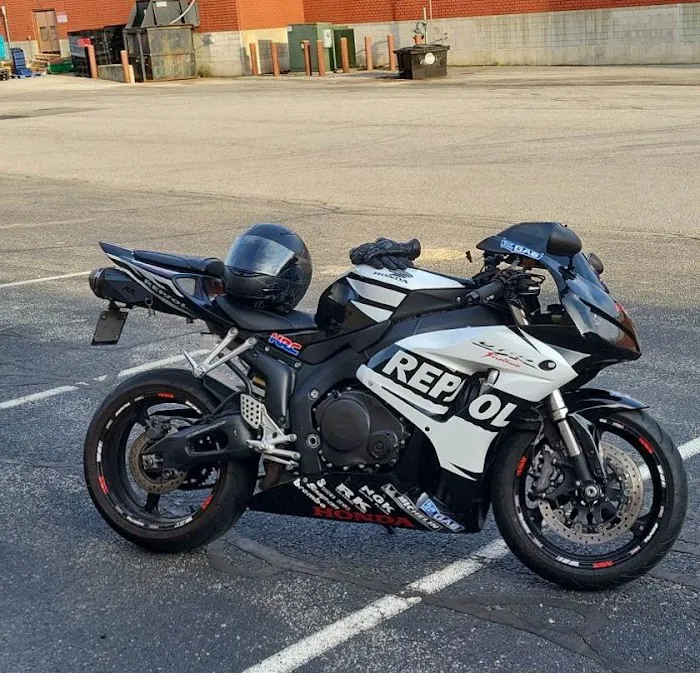SJR Powersports 6