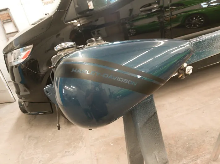 Star Auto Refinishing 1