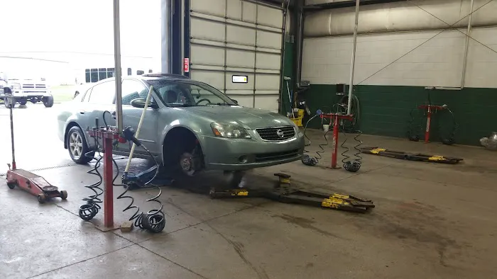 Monteith's Best-One Tire & Service of Goshen South 4