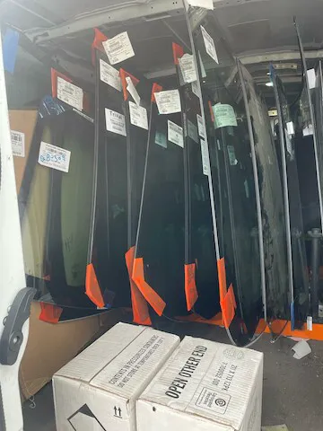 Yoder's Auto Glass 2