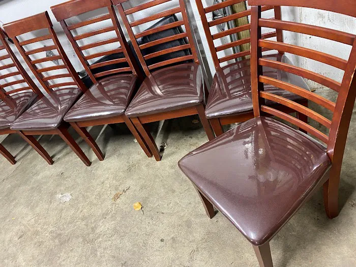 Los chulos upholstery and car detailing 8