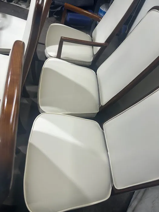 Los chulos upholstery and car detailing 7