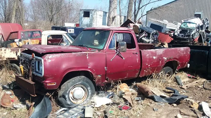 Holle's Salvage 7
