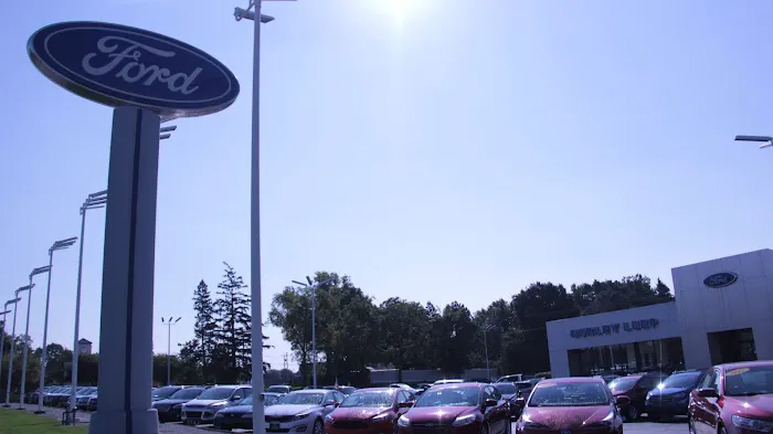 Service Center at Gurley Leep Ford-Lincoln 0
